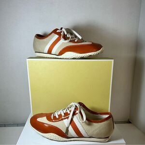 Like New With Box Micheal Kors Jet Set Sprinter